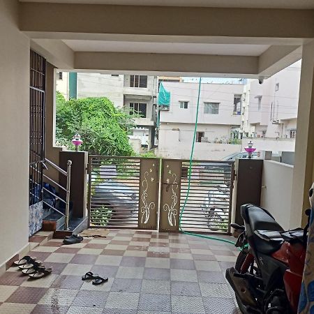 Sri Govinda Nilayam Home Stay 1 Visakhapatnam Exterior photo