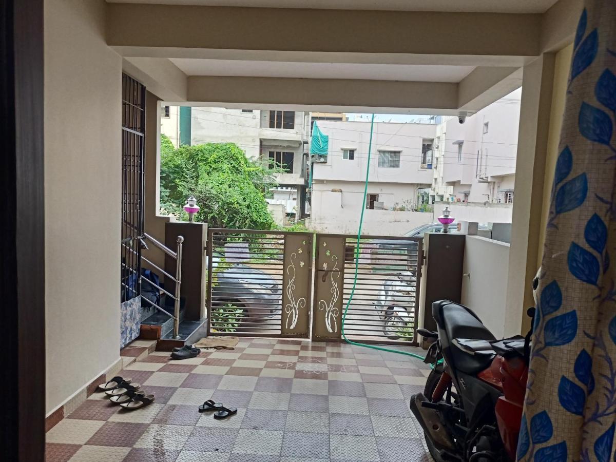 Sri Govinda Nilayam Home Stay 1 Visakhapatnam Exterior photo